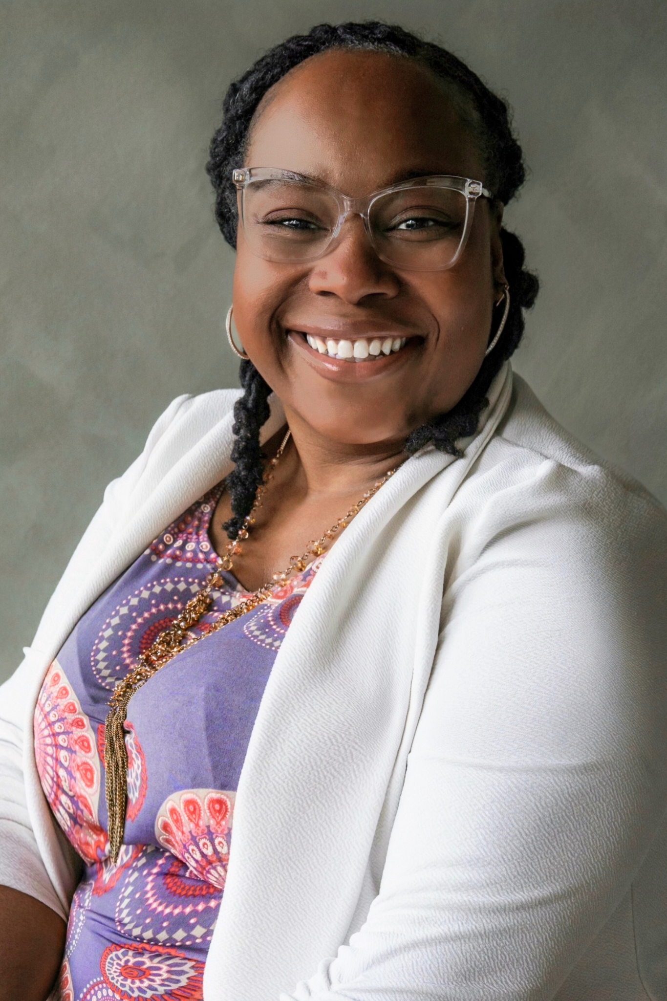 photo of associate principal quiana davis